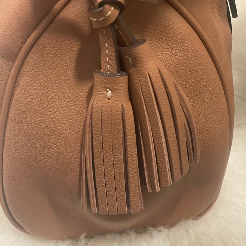 NWT Dooney and Bourke Sorrento Satchel in color Bark RARE - Picture 5 of 16